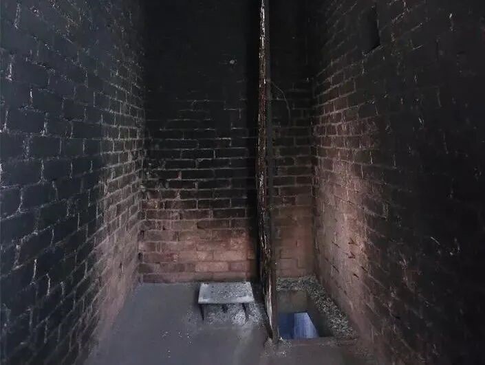 Figure | CMR Test Chamber - 2 Figure | CMR Test Chamber - 2